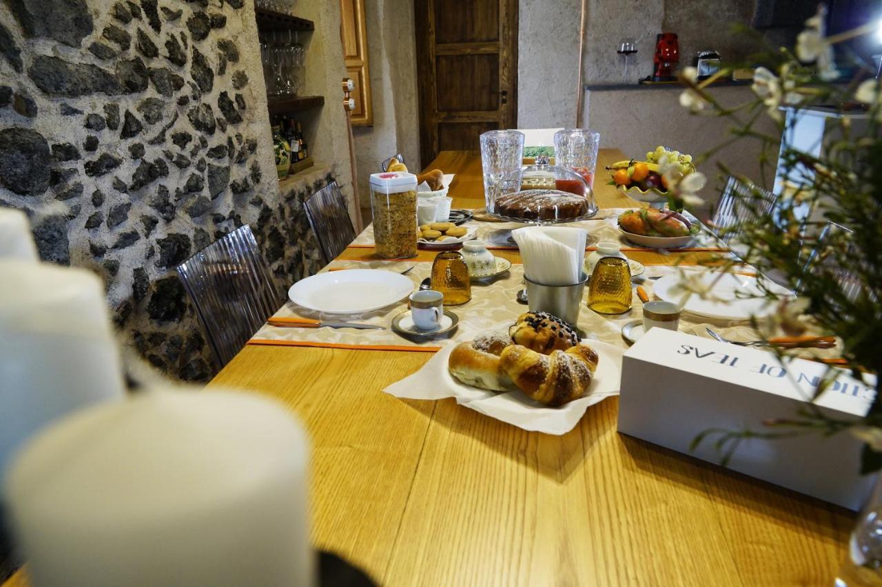 La Corte Di Bafe B&B "Slow Life" Zafferana Etnea Ngoại thất bức ảnh